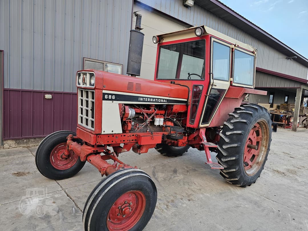 Image of International Harvester 686 Primary image