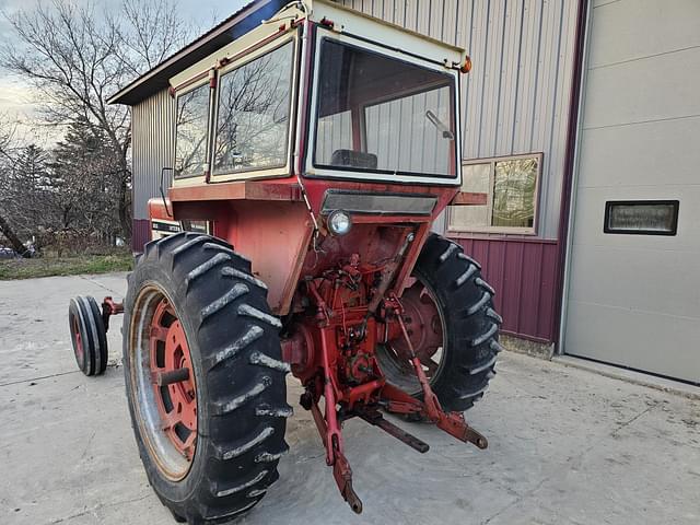 Image of International Harvester 686 equipment image 4