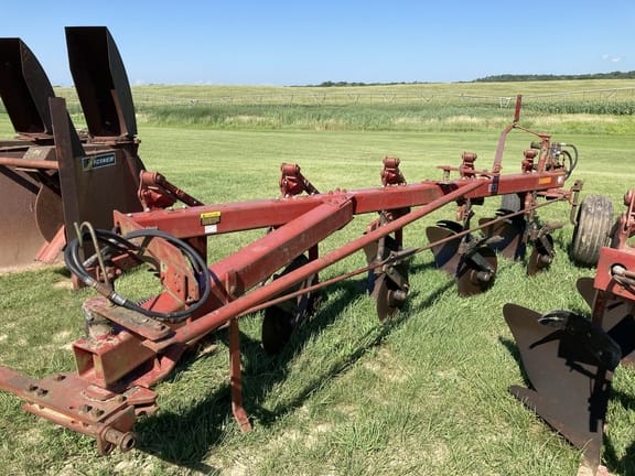 1979 International 720 Image