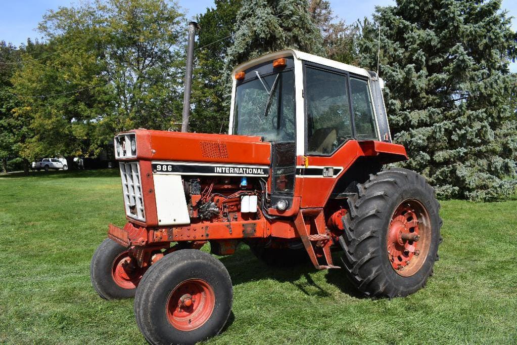 Main image International Harvester 986