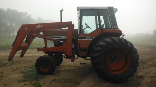 Image of International Harvester 986 equipment image 3