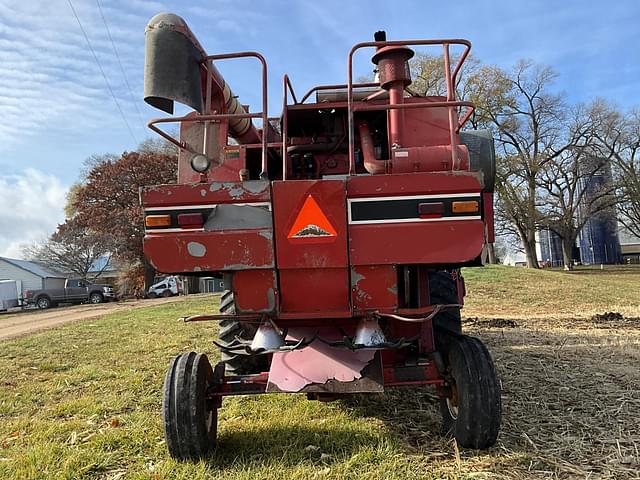 Image of International Harvester 1460 equipment image 2