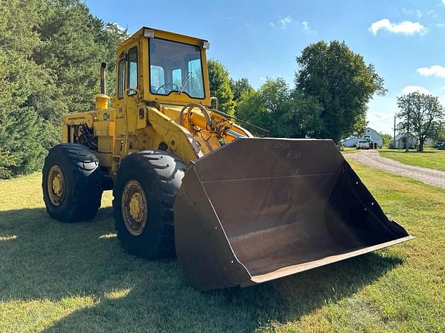 Image of International Harvester H80-B equipment image 2