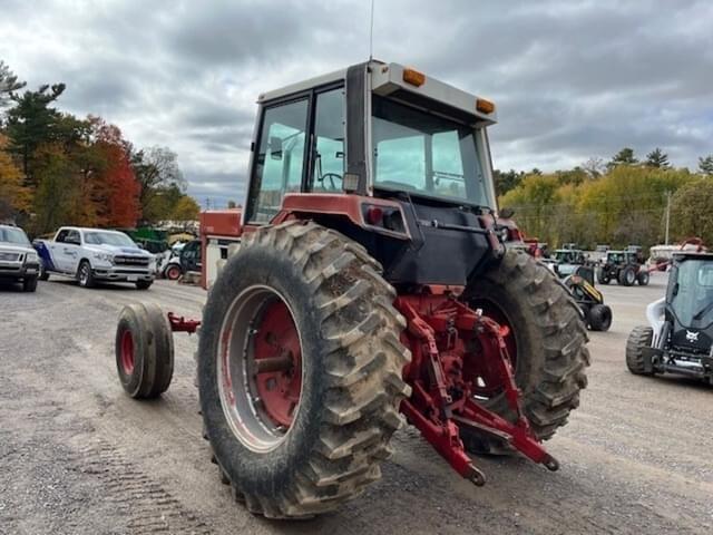 Image of International Harvester 1086 equipment image 4