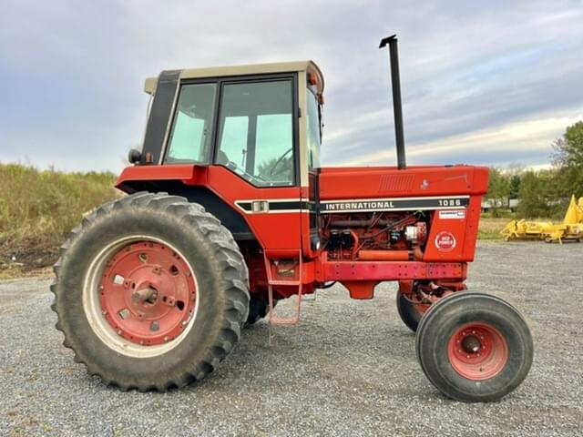 Image of International Harvester 1086 equipment image 3