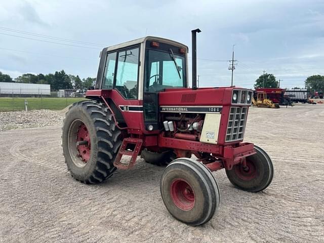 Image of International Harvester 1086 equipment image 2