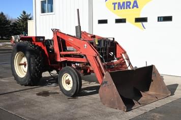 Main image International Harvester 584