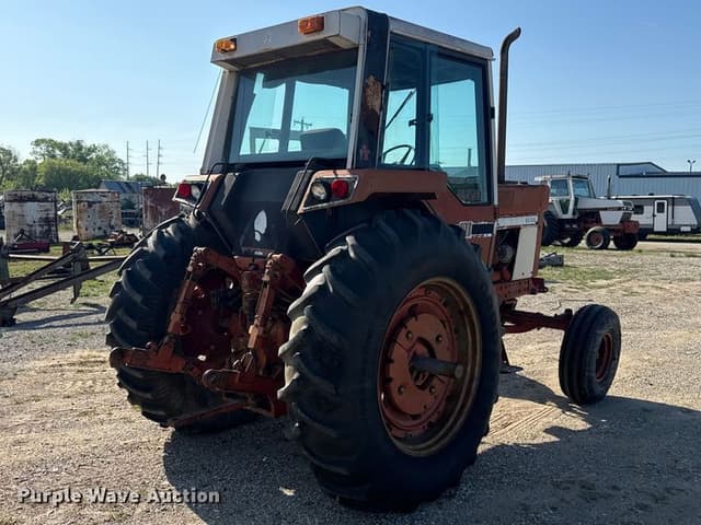 Image of International Harvester 1086 equipment image 4