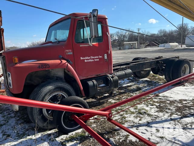 Image of International 1954 equipment image 2