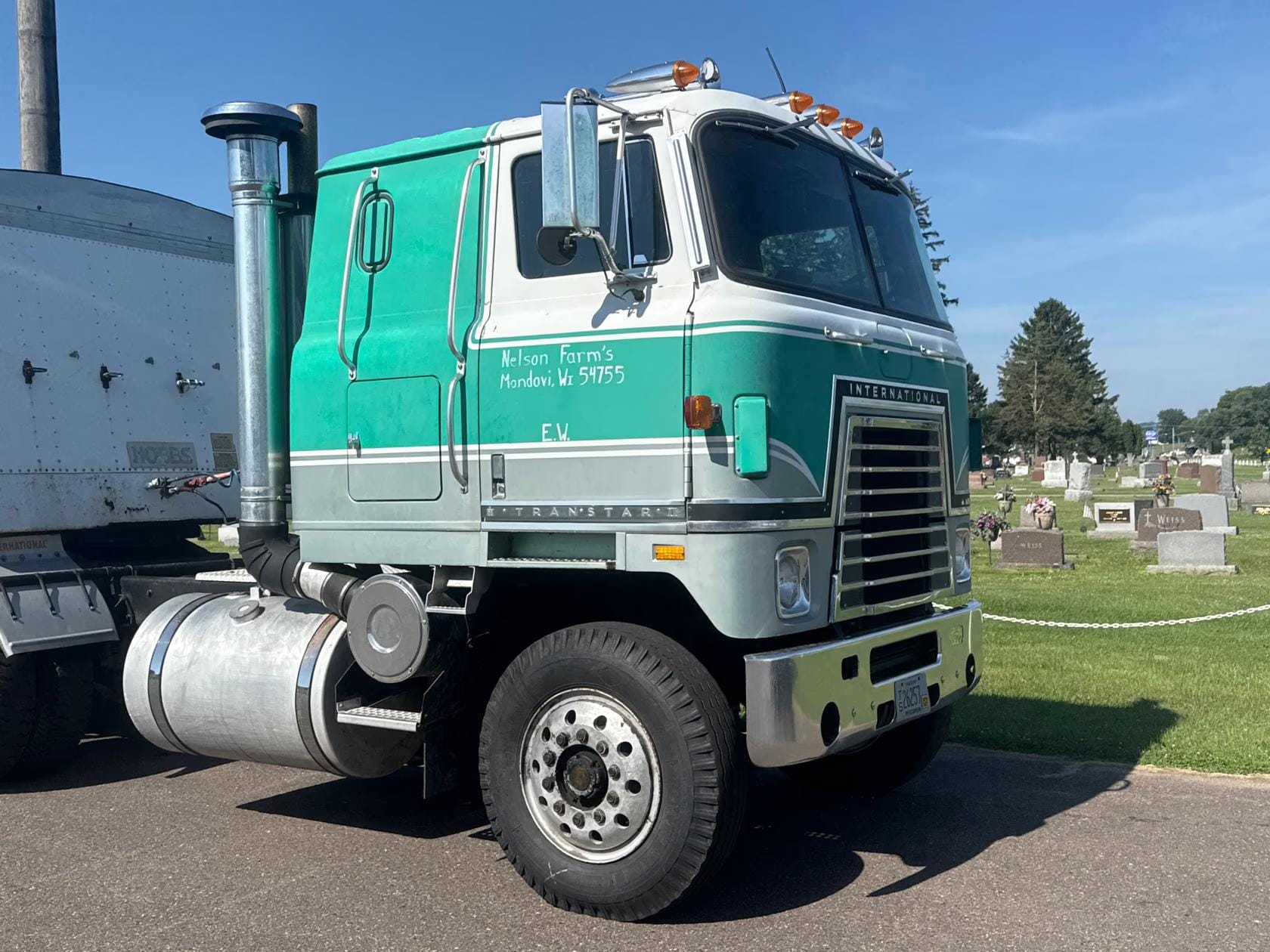 1979 International Transtar II Equipment Image0