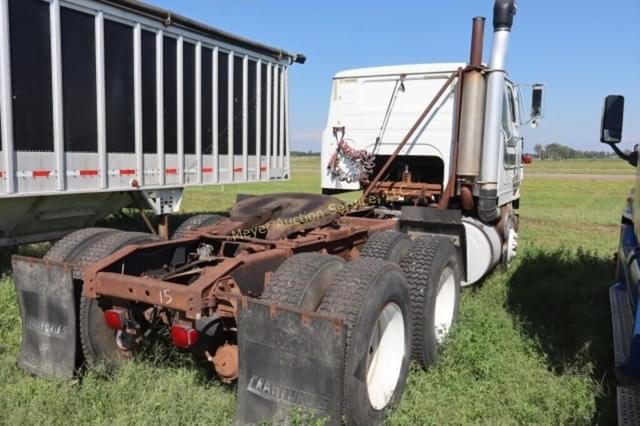 Image of International Transtar II equipment image 4