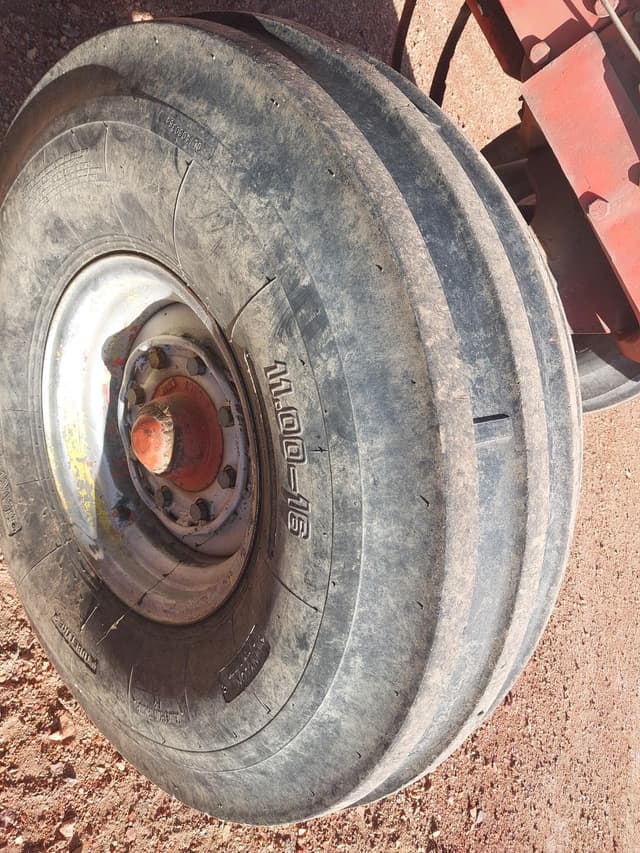 Image of J.I. Case 2290 equipment image 3