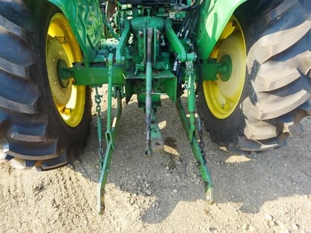 Image of John Deere 950 equipment image 4