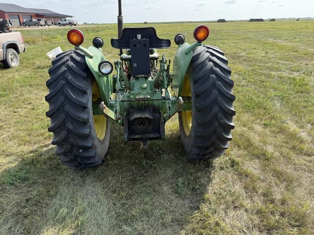 Image of John Deere 2040 equipment image 3