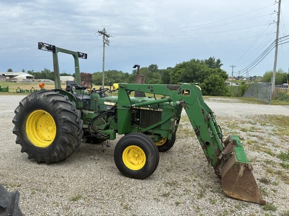 Image of John Deere 2040 equipment image 1