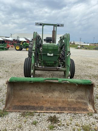 Image of John Deere 2040 equipment image 2