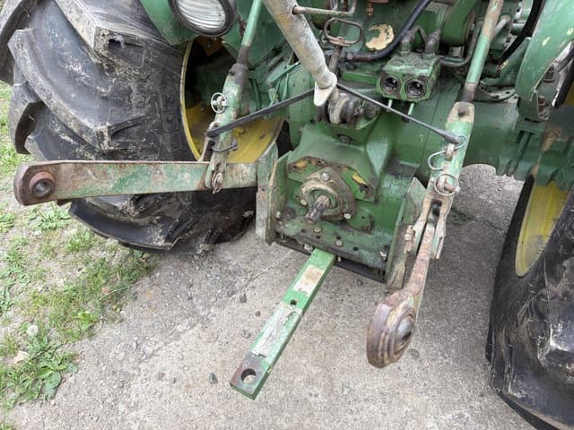 Image of John Deere 2040 equipment image 4