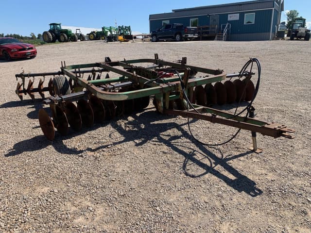 Image of John Deere 210 equipment image 2