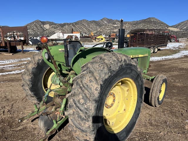 Image of John Deere 2240 equipment image 2