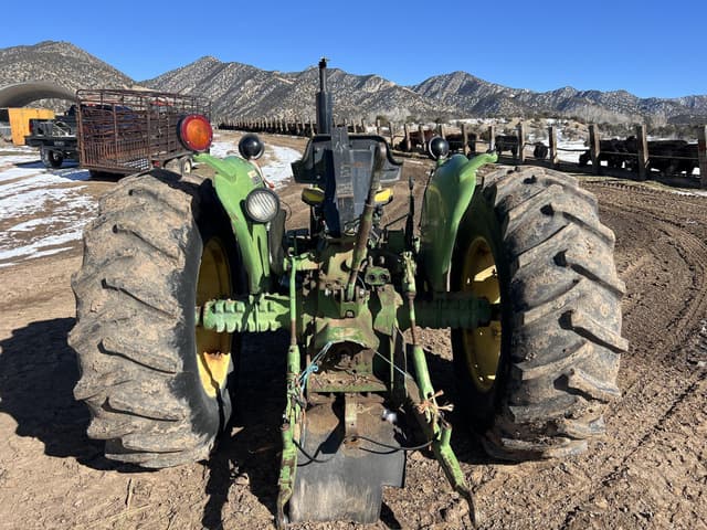 Image of John Deere 2240 equipment image 3
