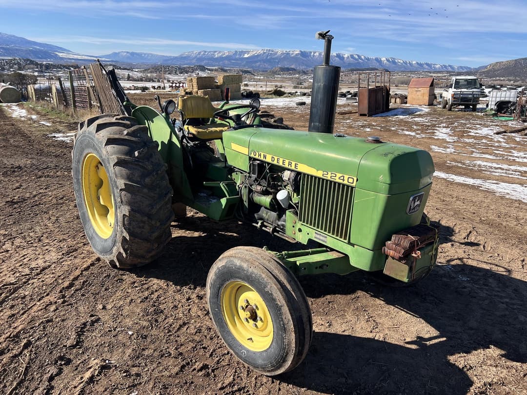Image of John Deere 2240 Primary image