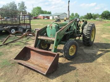 Main image John Deere 2440
