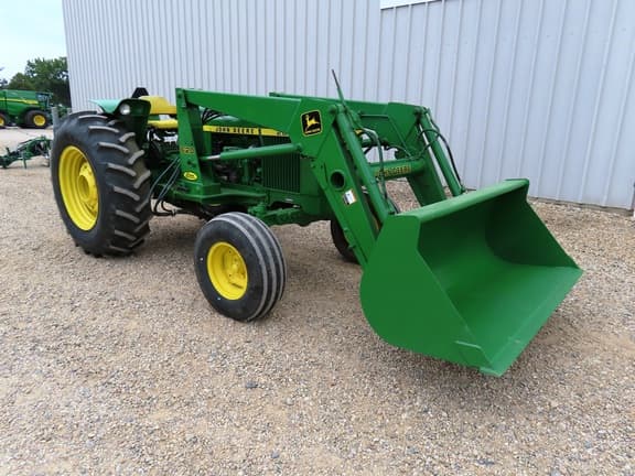 Image of John Deere 2640 equipment image 4