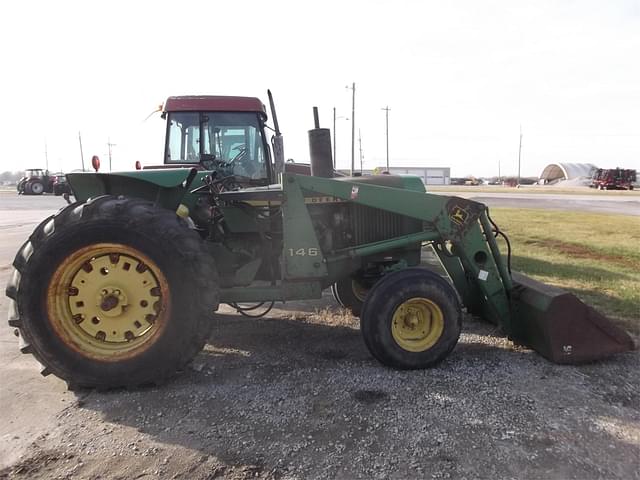 Image of John Deere 2640 equipment image 4