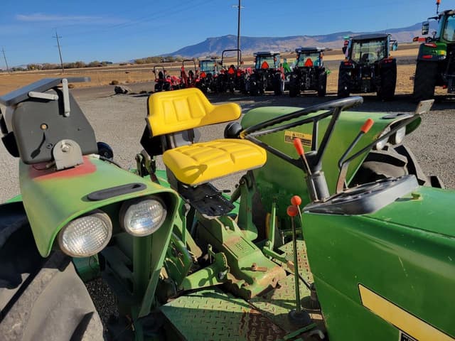 Image of John Deere 2840 equipment image 4