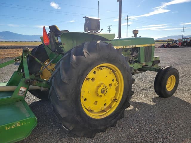 Image of John Deere 2840 equipment image 2