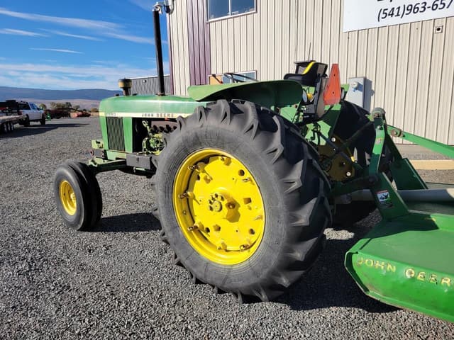 Image of John Deere 2840 equipment image 3