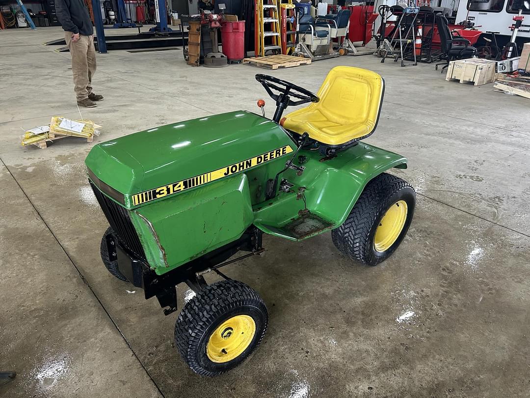 Image of John Deere 314 Primary image
