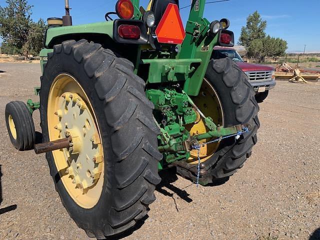 Image of John Deere 4040 equipment image 1