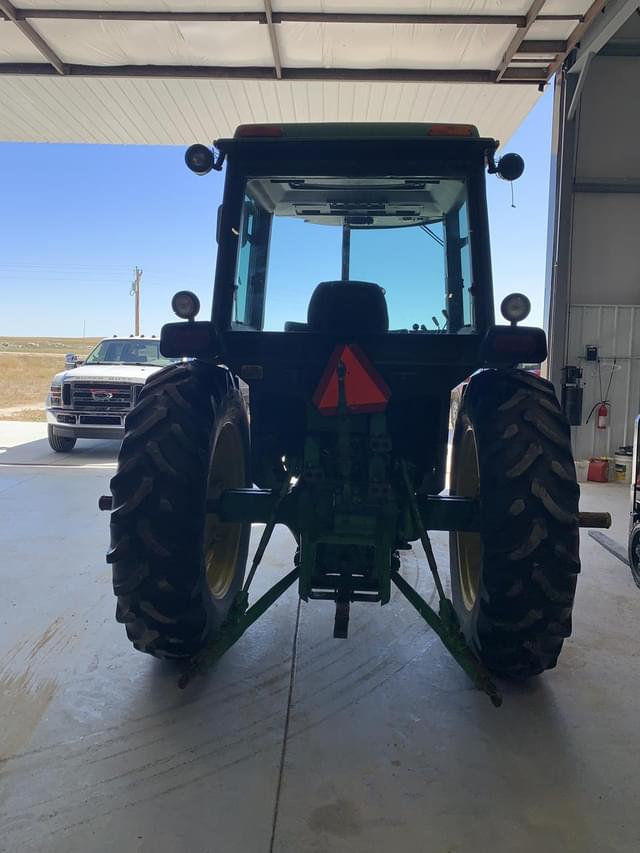 Image of John Deere 4040 equipment image 4