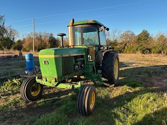 Image of John Deere 4040 equipment image 2