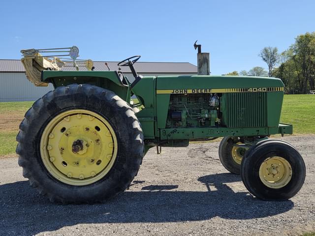 Image of John Deere 4040 equipment image 3