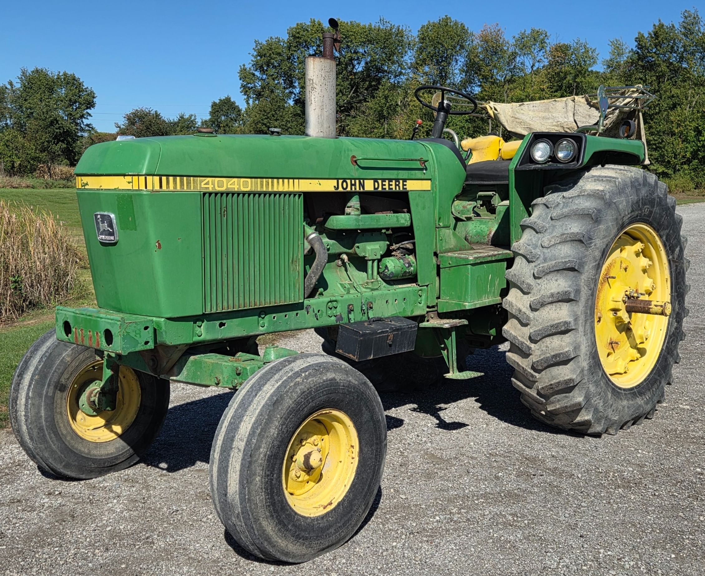 1979 John Deere 4040 Equipment Image0