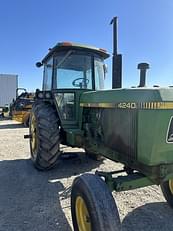 Main image John Deere 4240 5