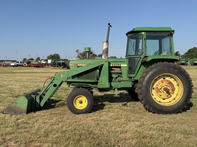 Image of John Deere 4240 equipment image 1