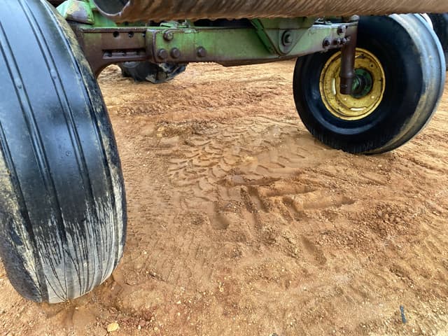 Image of John Deere 4430 equipment image 4