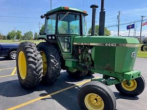 1979 John Deere 4440 Image