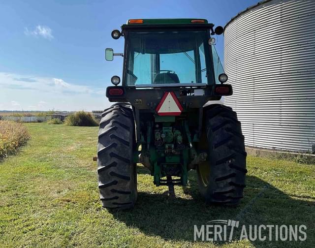 Image of John Deere 4440 equipment image 3