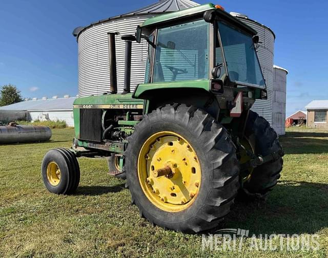 Image of John Deere 4440 equipment image 2