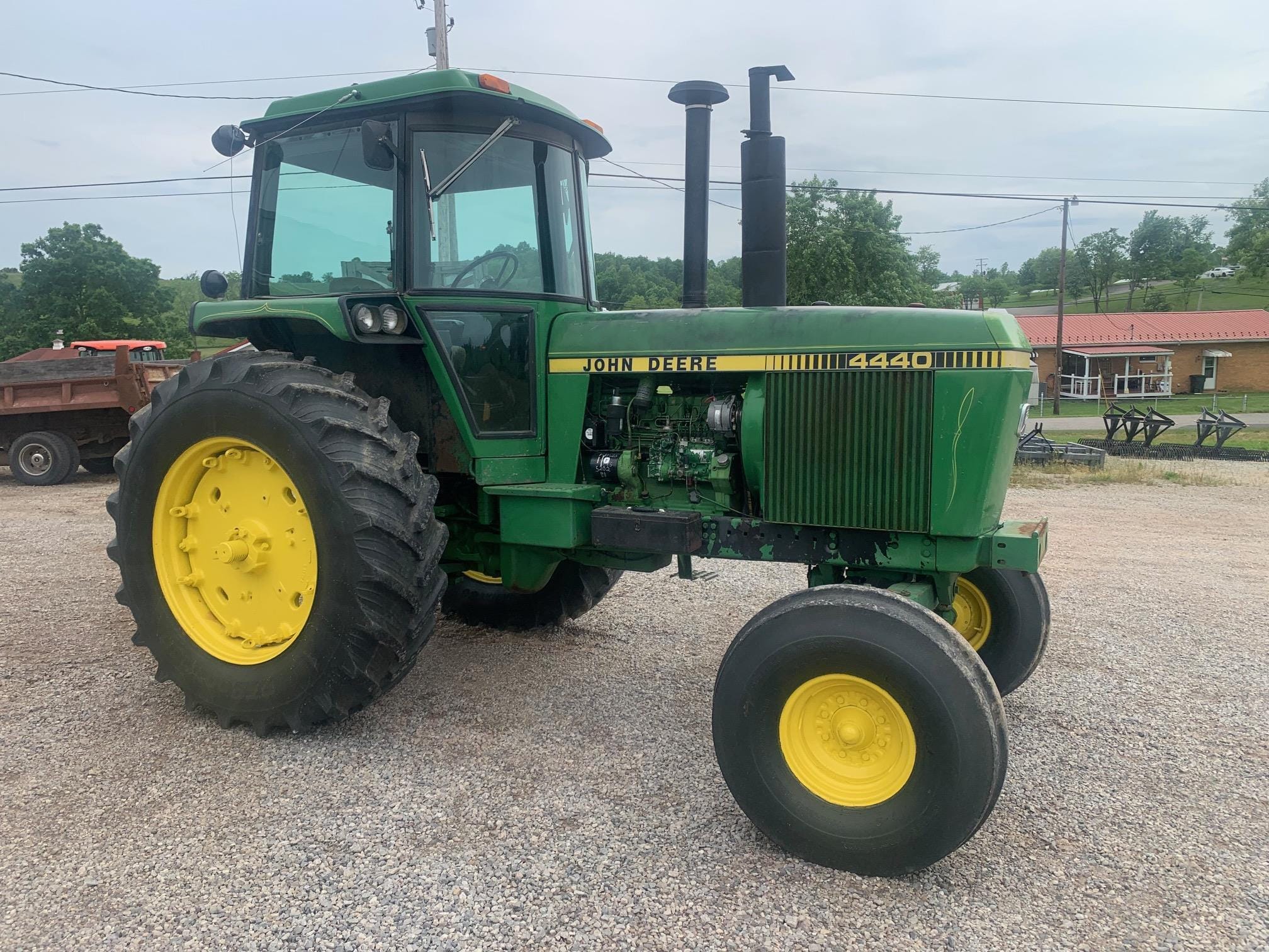 Main image John Deere 4440