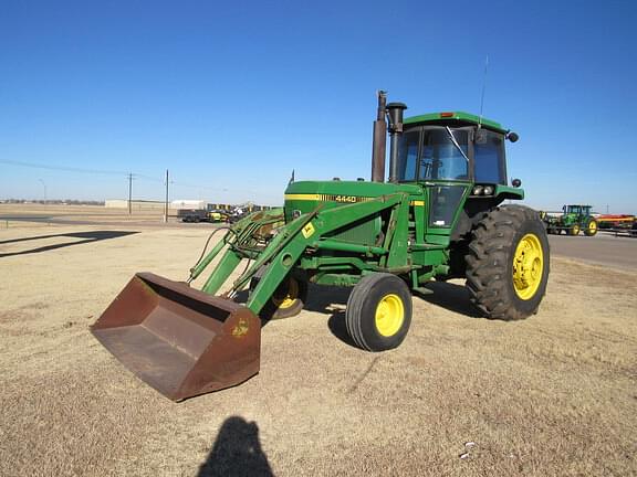 Image of John Deere 4440 Primary image