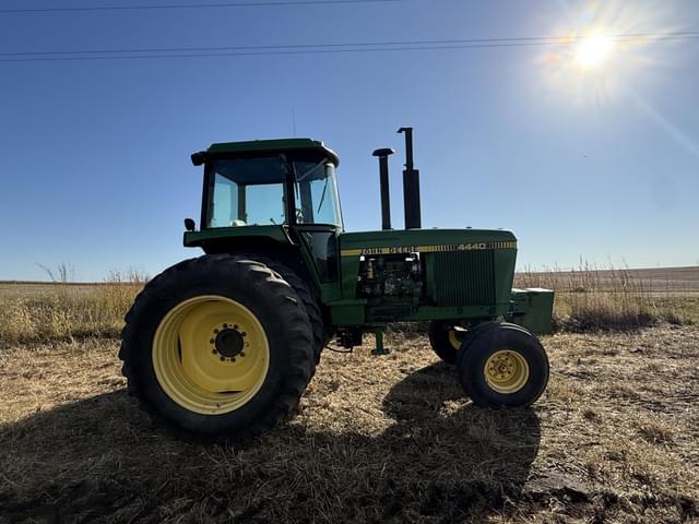 Image of John Deere 4440 equipment image 3