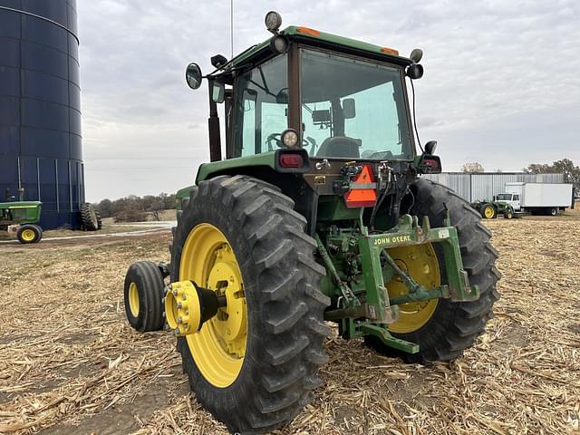 Image of John Deere 4440 equipment image 2