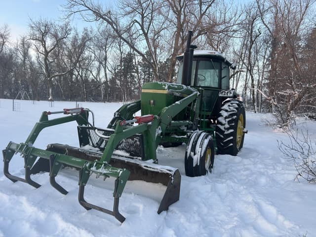 Image of John Deere 4440 equipment image 1