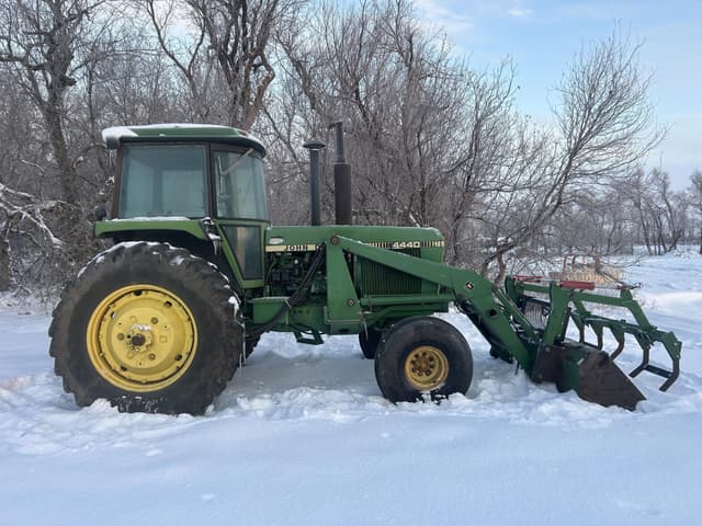 Image of John Deere 4440 equipment image 3