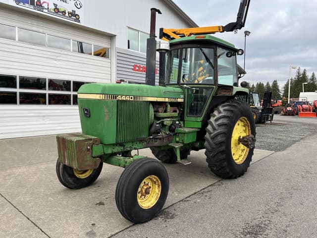 Image of John Deere 4440 equipment image 1